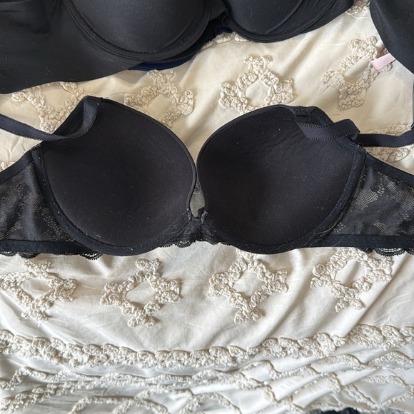 Victoria secret bra - Picture 3 of 3